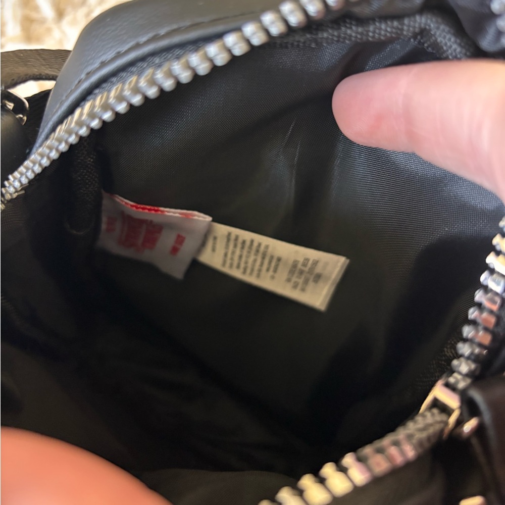 Stranger Things Black Mini Crossbody Bag Phone Wallet Bag Brand New Primark - Picture 6 of 6